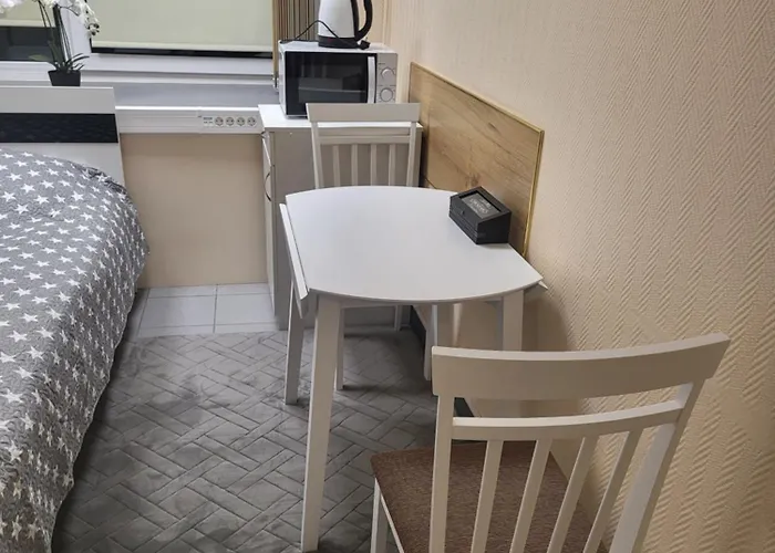 Transhostel Romantika 公寓